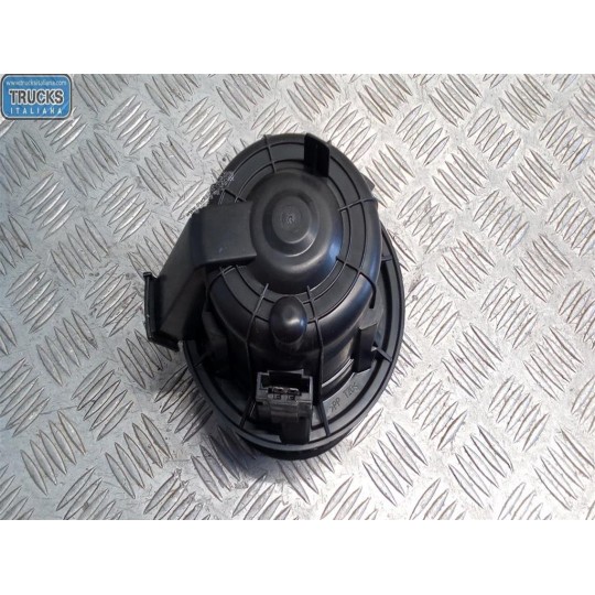 MOTORINO VENTILAZIONE INTERNA CITROEN C3 2013>2016 usato