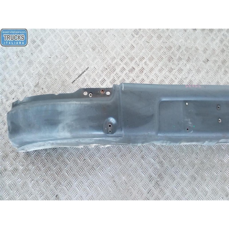 SCANIA TRAVERSA ANTERIORE PARAURTO SCANIA Serie R 2005> usato