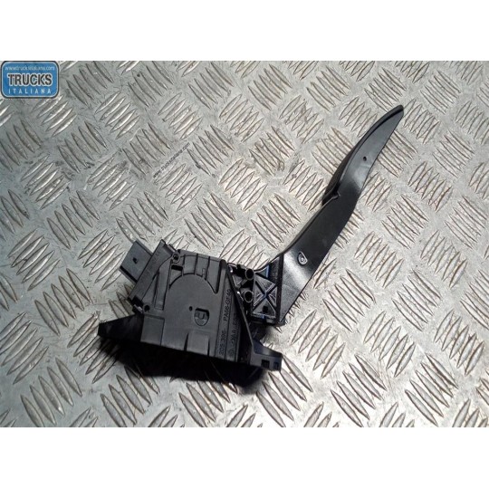 ELETRONIC THROTTLE PEDAL  FORD Fiesta 2017> used