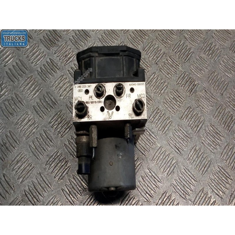 TOYOTA GRUPPO ABS TOYOTA Avensis 2006>2009 usato