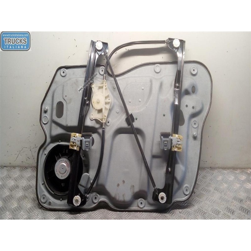 VOLKSWAGEN van ALZA VETRI ANTERIORI SINISTRO VOLKSWAGEN van Caddy 2010>2015 usato