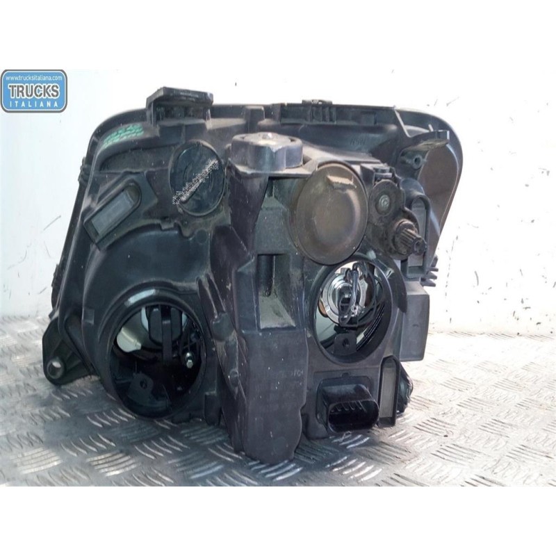 VOLKSWAGEN FARO ANTERIORE DESTRO VOLKSWAGEN Amarok 2010>2016 usato