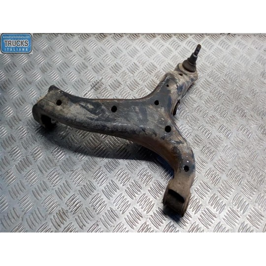 BRACCIO OSCILLANTE ANTERIORE INFERIORE DESTRO VOLKSWAGEN Amarok 2010>2016 usato