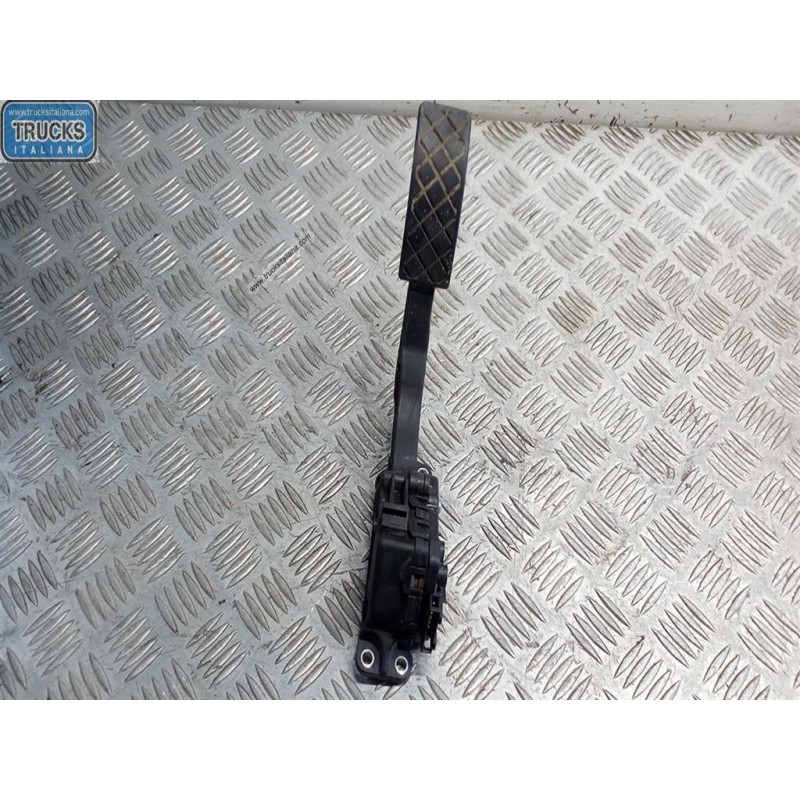 VOLKSWAGEN ELETRONIC THROTTLE PEDAL  VOLKSWAGEN Amarok 2010>2016 used