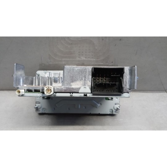 CAR RADIO MAN TGX  used