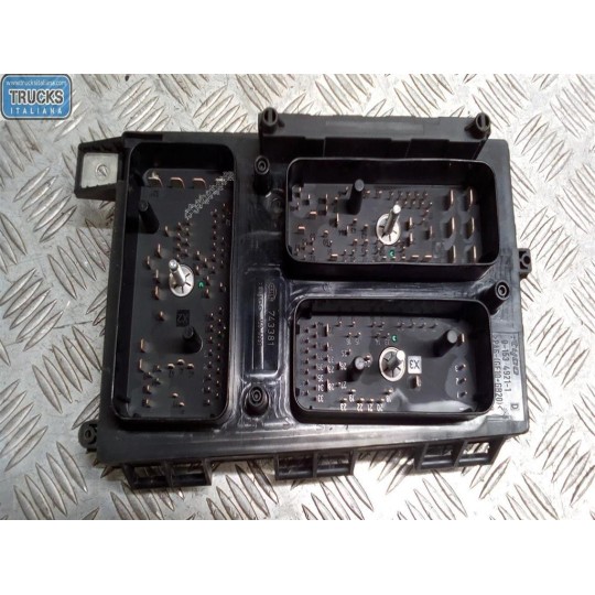 FUSE BOX OPEL Zafira B 2008>2014 used