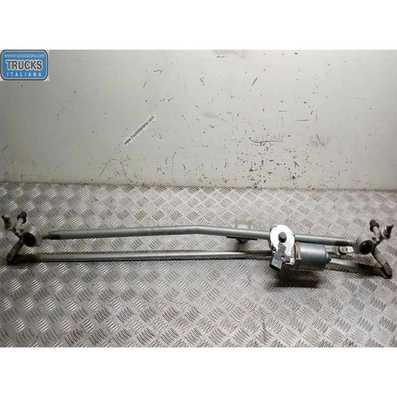 OPEL windshield wiper motor OPEL Zafira B 2008>2014 used