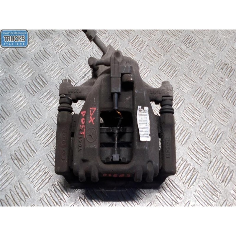 MERCEDES-BENZ van PINZA POSTERIORE DESTRA MERCEDES-BENZ van Sprinter 2013>2018 usato