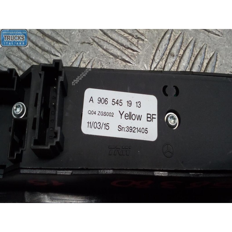 MERCEDES-BENZ van VARIOUS SWITCHES AND BUTTONS A
 MERCEDES-BENZ van Sprinter 2013>2018 used