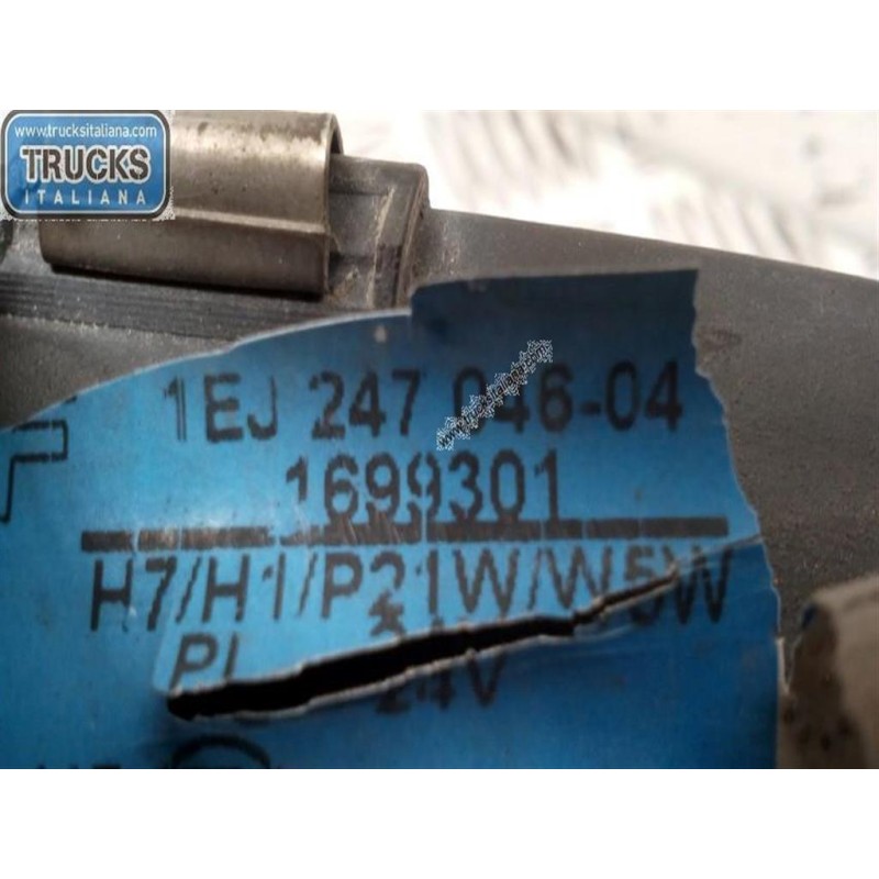 DAF FARO ANTERIORE DESTRO DAF XF95 usato