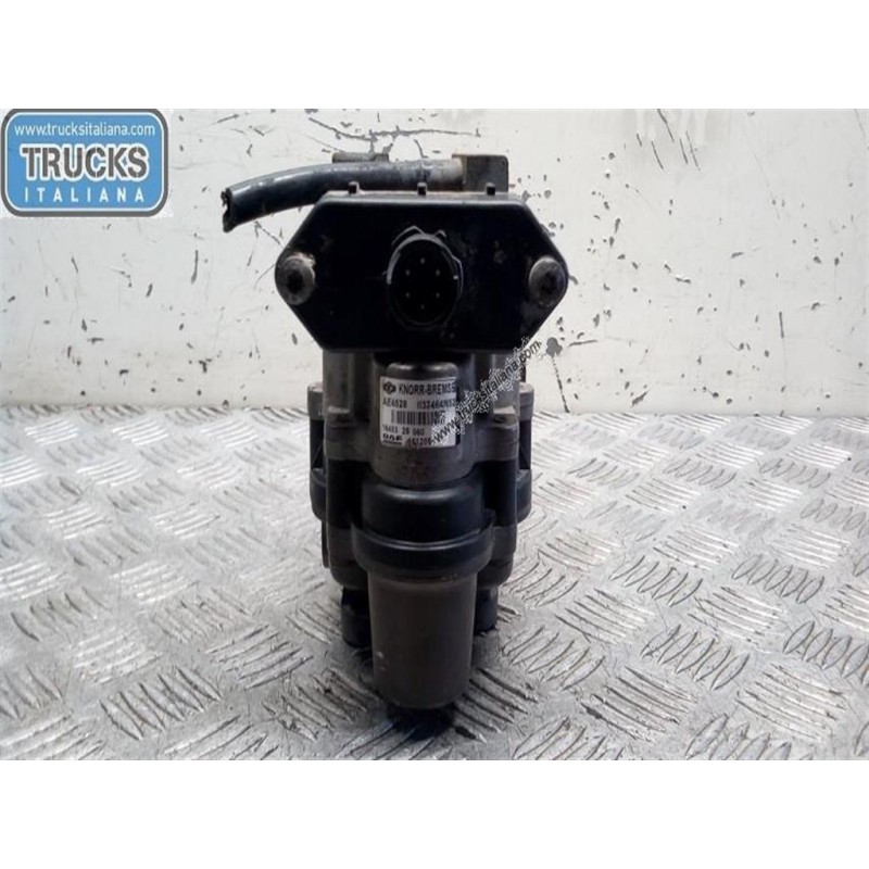 DAF VARIOUS BRAKE 2 DAF XF95 used