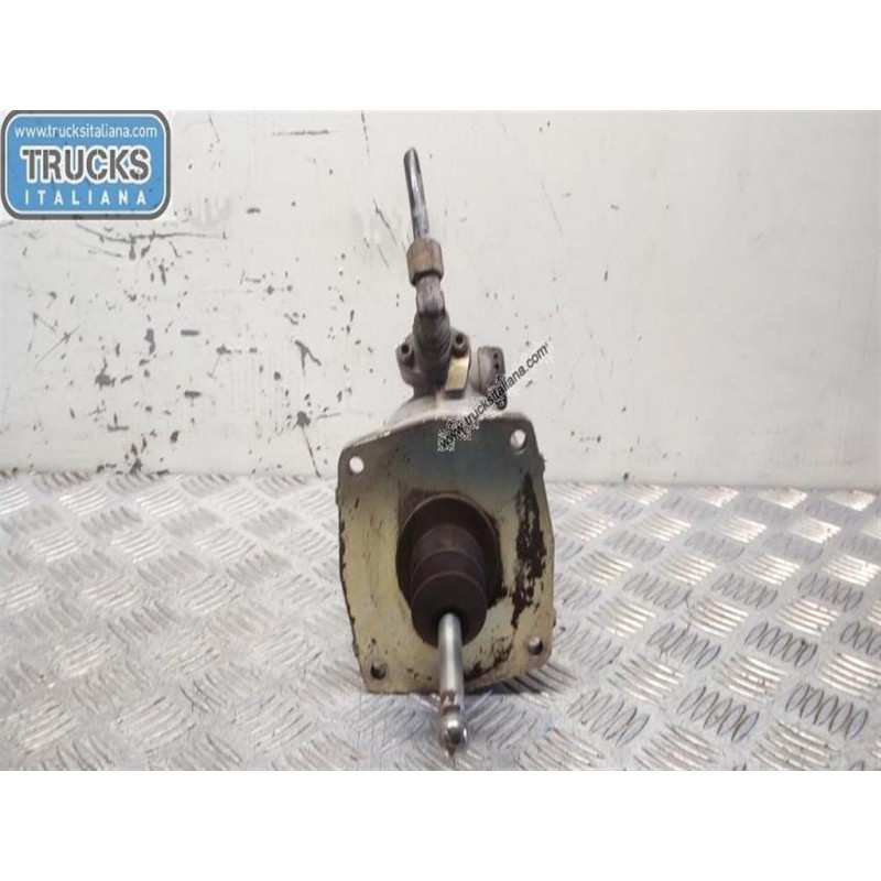 DAF PUMP CLUTCH DAF XF95 used