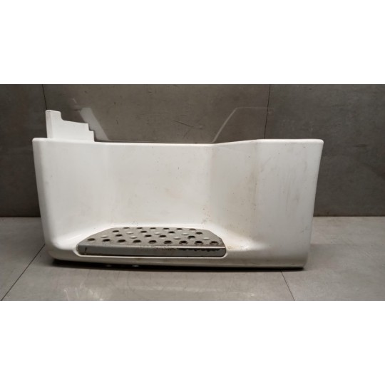 PEDANA SALITA A/SX MAN TGX  usato