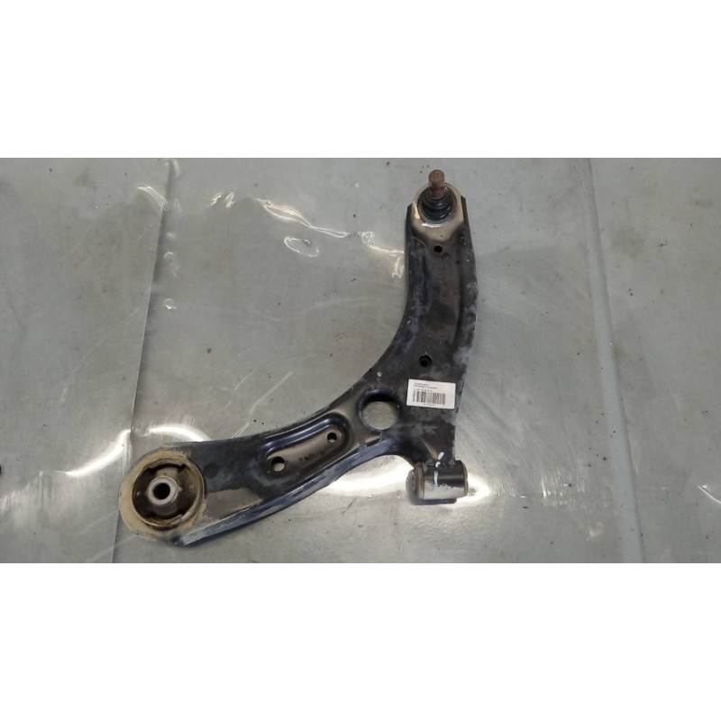 KIA CONTROL ARM FRONT LOWER LEFT  KIA Picanto 2017> used