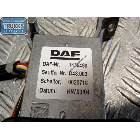 VARIOUS SWITCHES AND BUTTONS C  DAF 85CF used