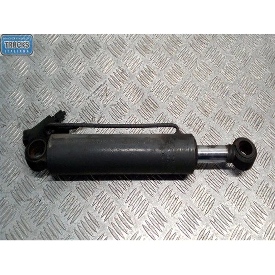 PISTONE ALZA CABINA MERCEDES-BENZ truck Atego 940 usato