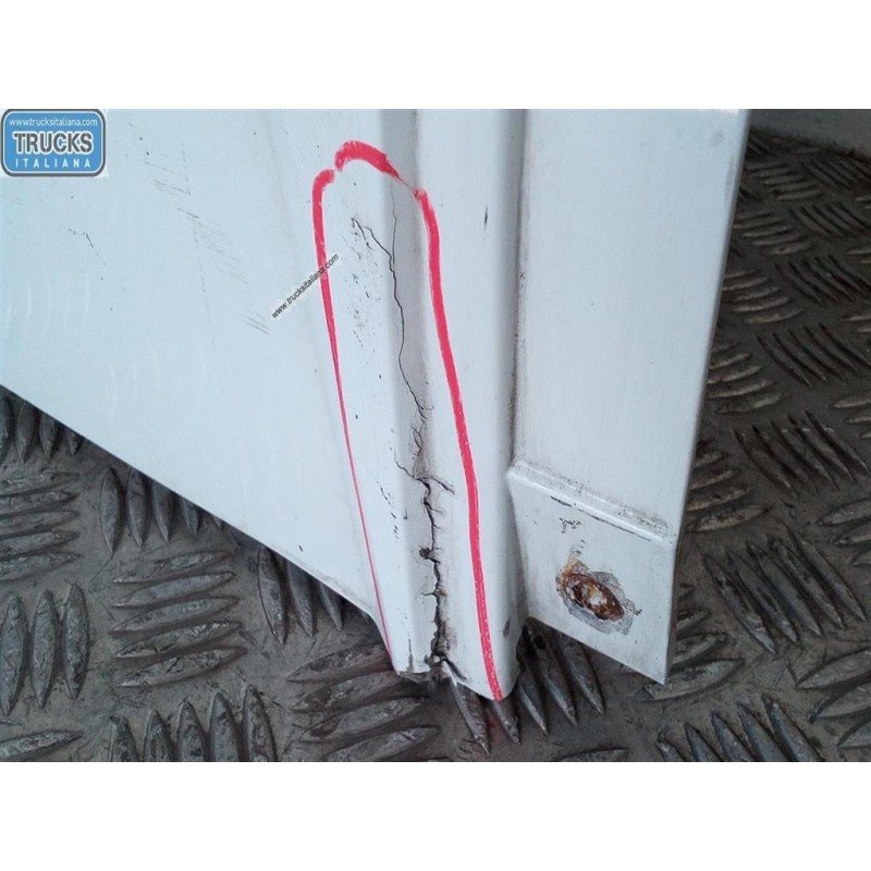 MERCEDES-BENZ truck FRONT CENTER BUMPER MERCEDES-BENZ truck Atego 940 used