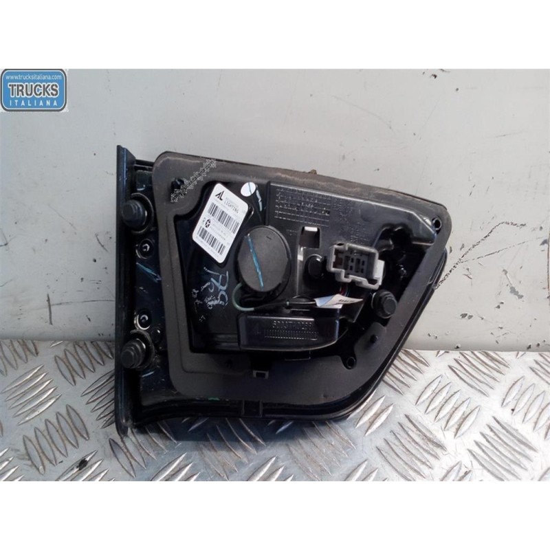 JEEP FARO POST INTERNO LED DESTRO JEEP Compass 2017> usato