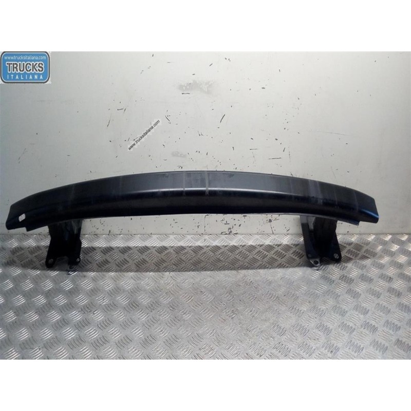 VOLKSWAGEN TRAVERSA ANTERIORE PARAURTO VOLKSWAGEN Polo 2001>2005 usato