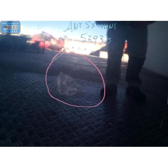 LEFT FRONT DOOR MINI R56  2006>2011 used