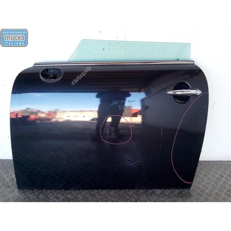 MINI PORTA ANTERIORE SINISTRA MINI R56  2006>2011 usato