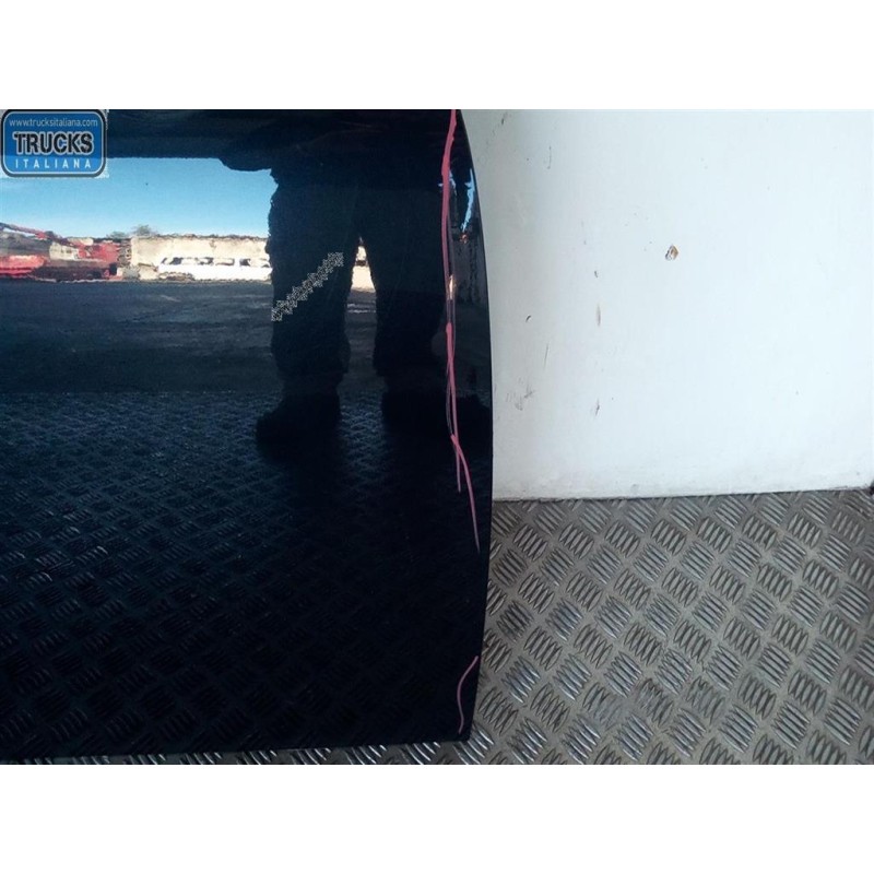 MINI RIGHT FRONT DOOR  MINI R56  2006>2011 used