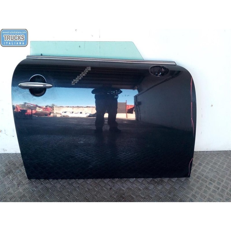 MINI PORTA ANTERIORE DESTRA MINI R56  2006>2011 usato