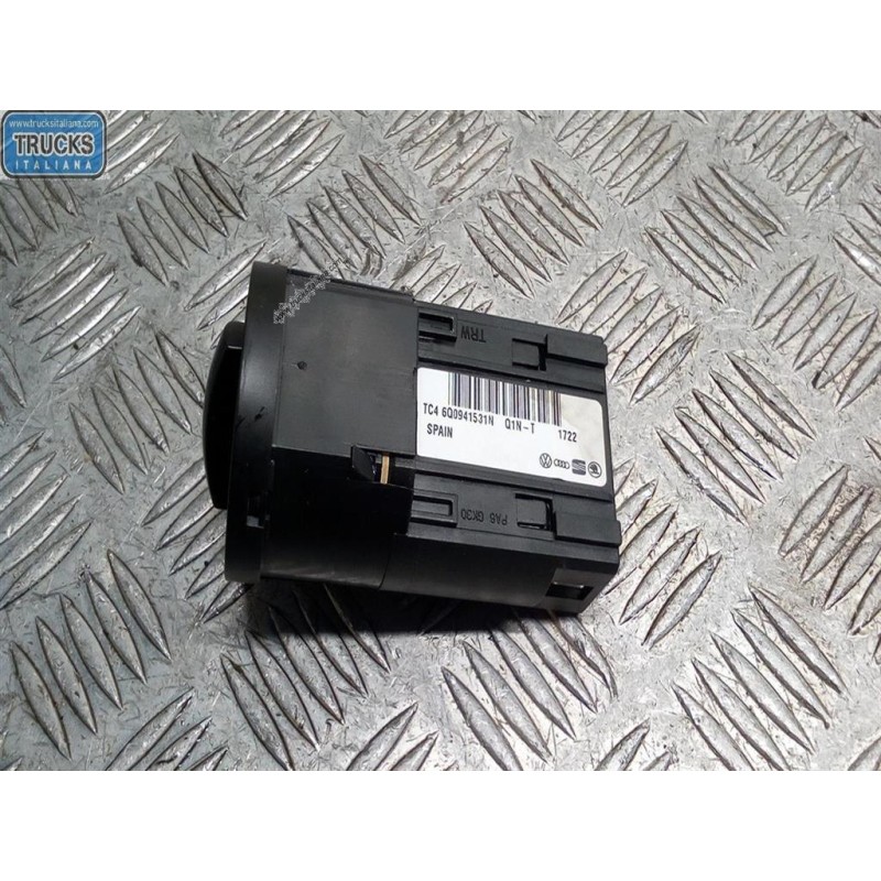 VOLKSWAGEN van BLOCCO LUCI VOLKSWAGEN van Trasporter T5 2009>2015 usato