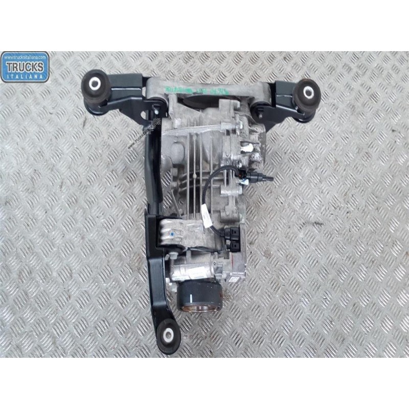 VOLKSWAGEN van GRUPPO DIFFERENZIALE POSTERIORE VOLKSWAGEN van Trasporter T5 2009>2015 usato