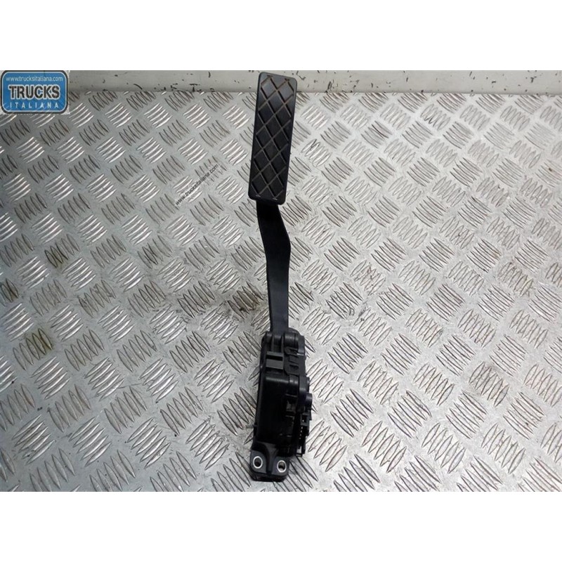 VOLKSWAGEN van ELETRONIC THROTTLE PEDAL  VOLKSWAGEN van Trasporter T5 2009>2015 used