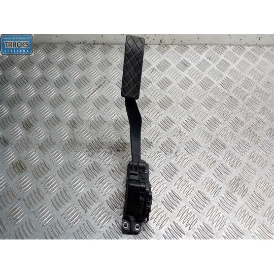 ELETRONIC THROTTLE PEDAL  VOLKSWAGEN van Trasporter T5 2009>2015 used
