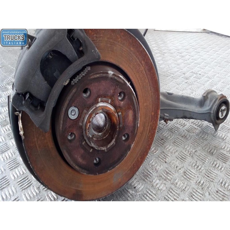 VOLKSWAGEN van MONTANTE POST DESTRO VOLKSWAGEN van Trasporter T5 2009>2015 used