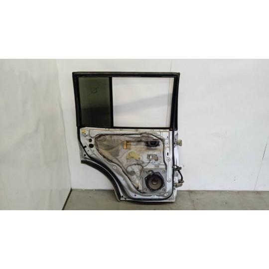 PORTA POSTERIORE SINISTRA MITSUBISHI Pajero 2003>2006 (V60) usato