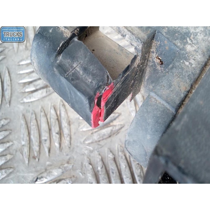 RENAULT van PARAURTI POSTERIORE RENAULT van Master 1998>2003 usato