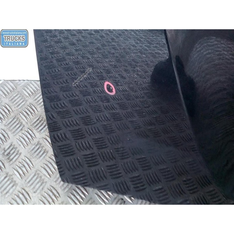 OPEL LEFT FRONT DOOR OPEL Insignia 2009>2012 used