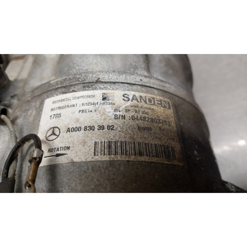 MERCEDES-BENZ van COMPRESSORE ARIA CONDIZIONATA MERCEDES-BENZ van Vito-V (W447) 2014>2019 usato