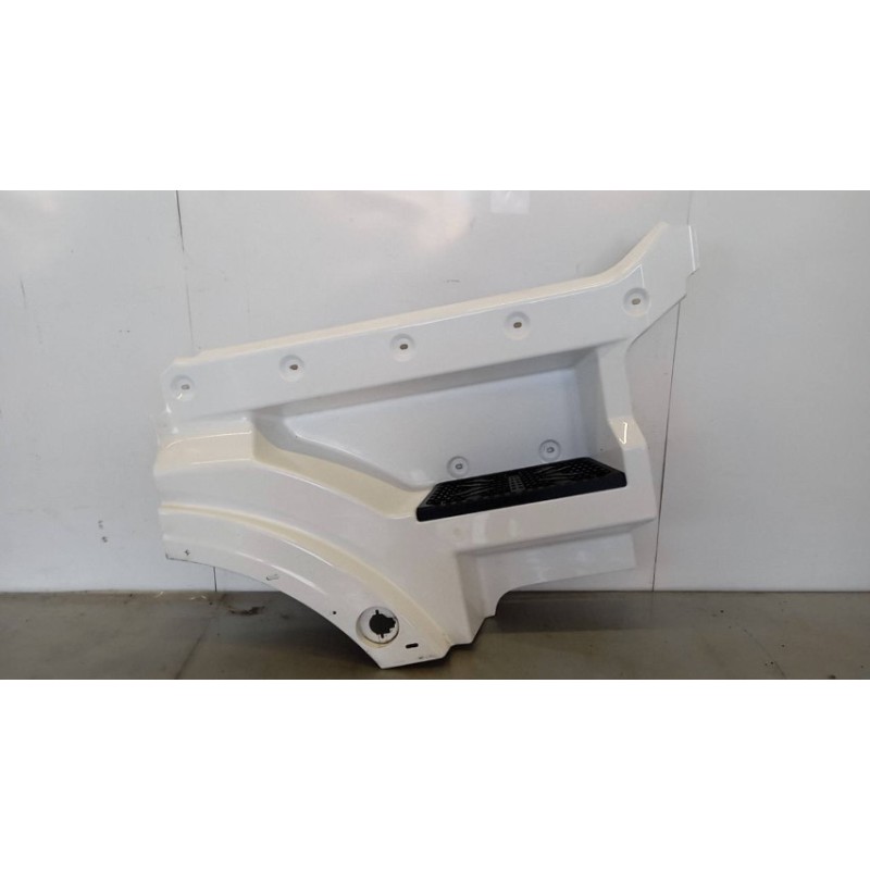 MAN RIGHT FRONT MUDGUARD  MAN TGX euro 6 used