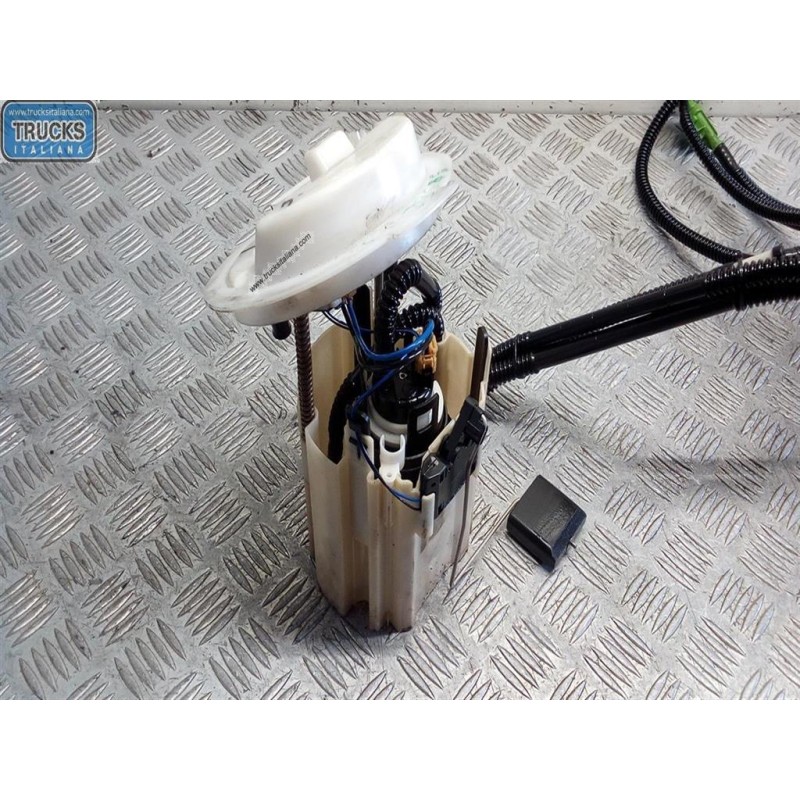 MERCEDES-BENZ POMPA SERBATOIO MERCEDES-BENZ Classe C (W204) 2011>2015 usato