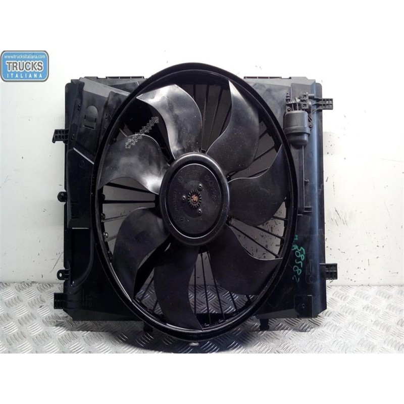 MERCEDES-BENZ CONVOGLIATORE ELETTROVENTOLA MERCEDES-BENZ Classe C (W204) 2011>2015 usato