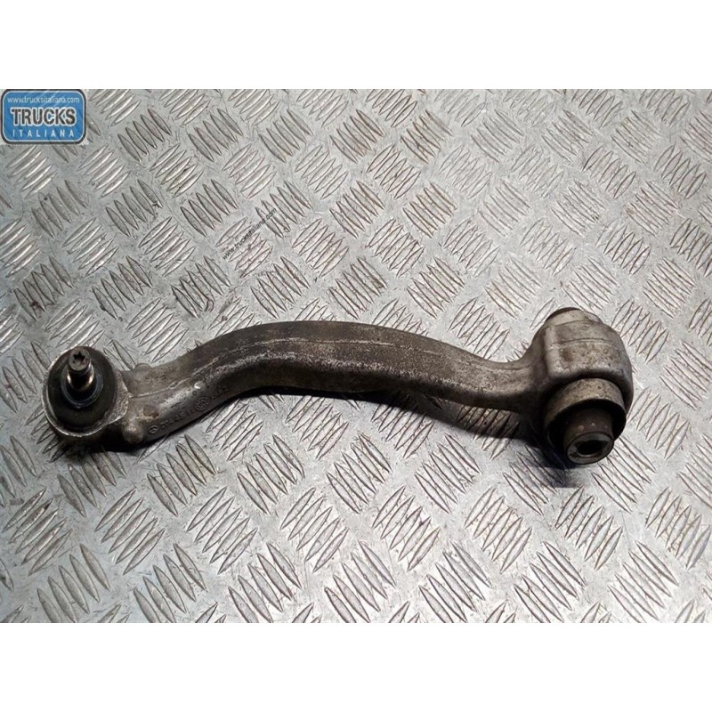 MERCEDES-BENZ CONTROL ARM FRONT LOWER LEFT  MERCEDES-BENZ Classe C (W204) 2011>2015 used
