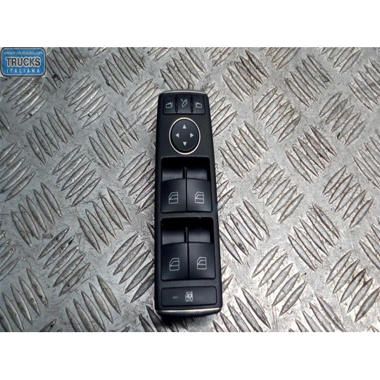 INTERRUTTORI E PULSANTI ALZAVETRI MERCEDES-BENZ Classe C (W204) 2011>2015 usato