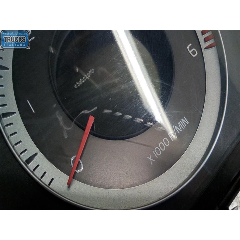 VOLVO QUADRO STRUMENTI VOLVO V70 2007>2011 usato