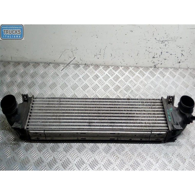 VOLVO RADIATORE INTERCOOLERS VOLVO V70 2007>2011 usato