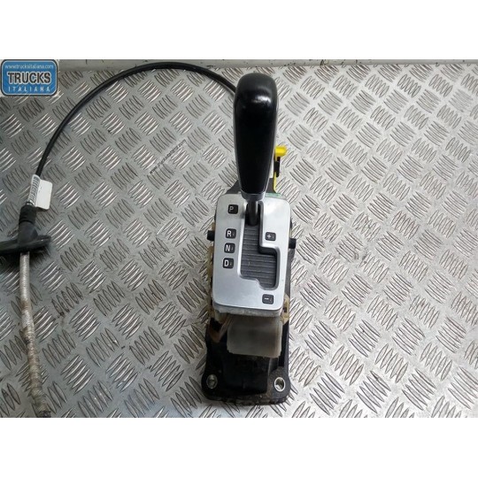 LEVER VOLVO V70 2007>2011 used