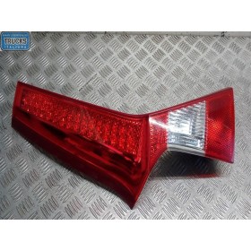 LEFT REAR LEF LIGHT ON BACK...