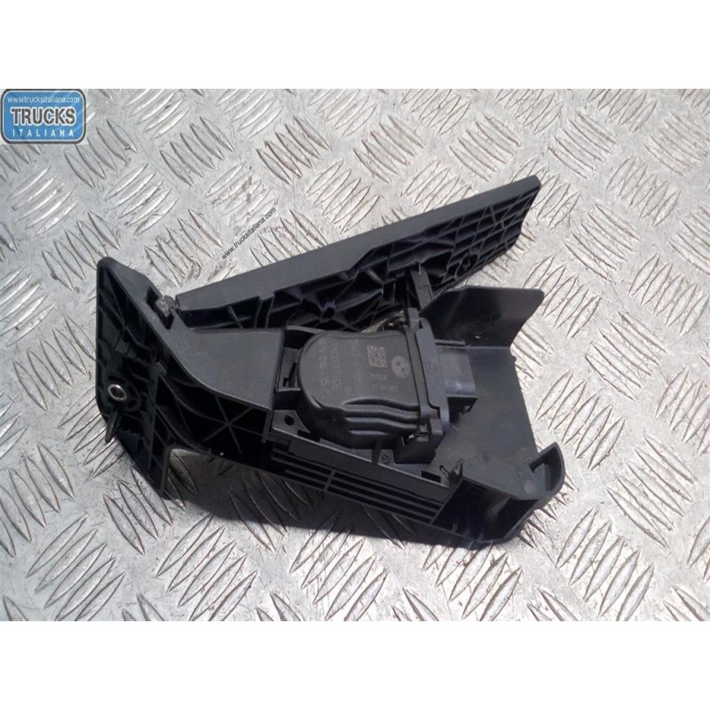 BMW ELETRONIC THROTTLE PEDAL  BMW Serie 1 (F20) 2011> used