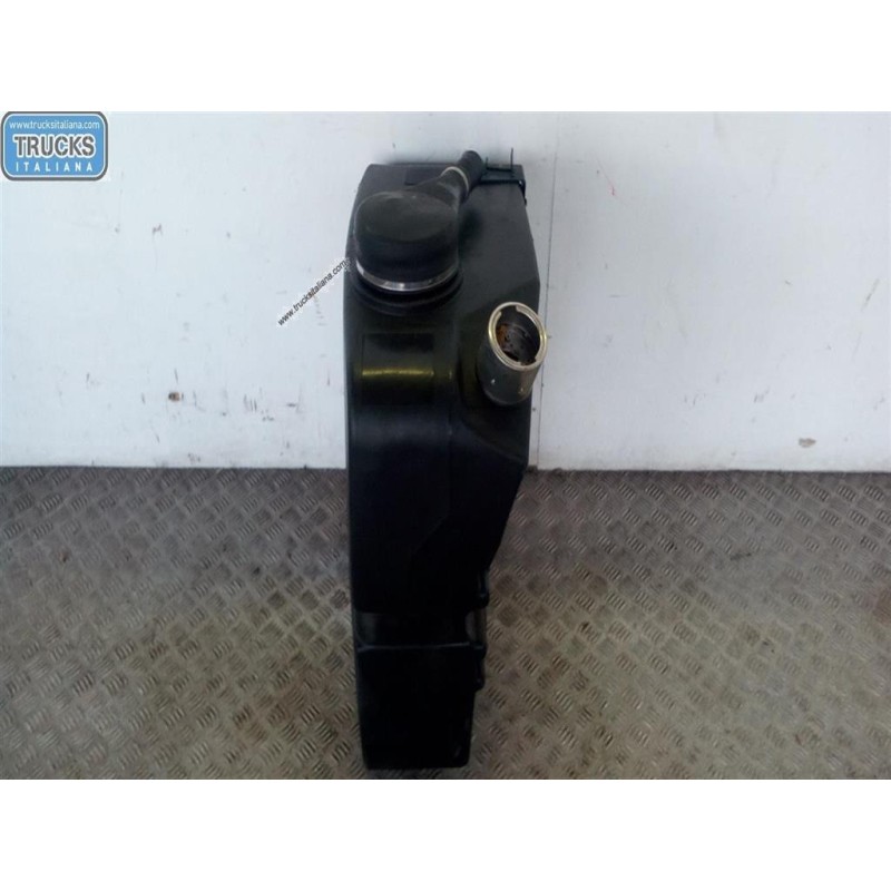 IVECO SERBATOIO ADBLUE IVECO Stralis 2007>2013 usato