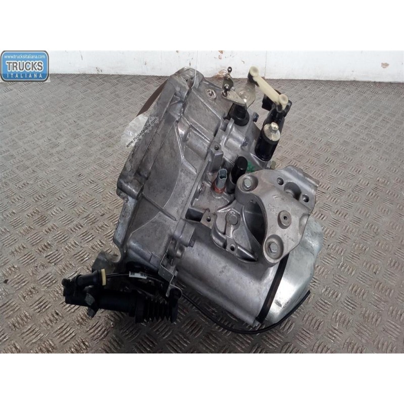 PEUGEOT GEARBOXES  PEUGEOT 207 2009>2012 used