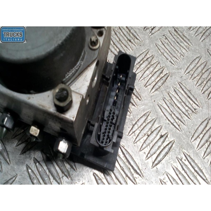 NISSAN GRUPPO ABS NISSAN Micra 2005>2007 usato