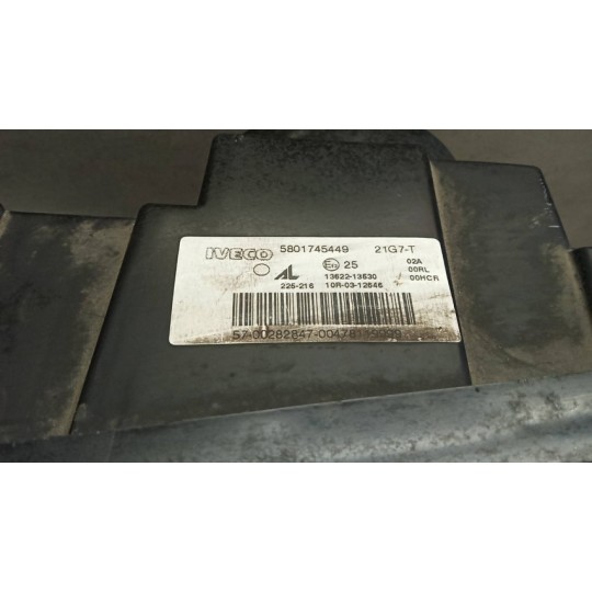 LEFT HEADLIGHT XENO LAMP  IVECO Stralis 2013> used